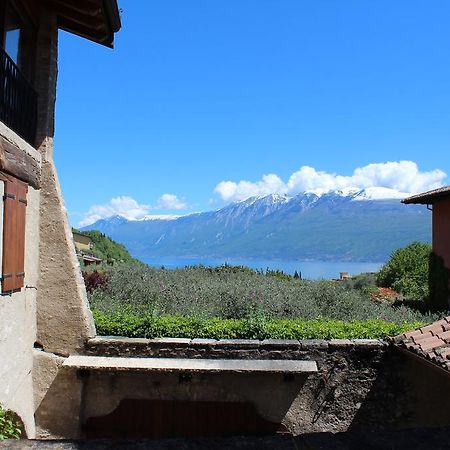 Albergo Locanda Cavallino Toscolano Maderno Exteriör bild