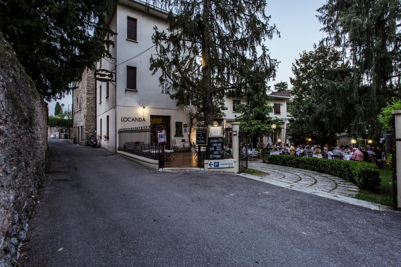 Albergo Locanda Cavallino Toscolano Maderno Exteriör bild